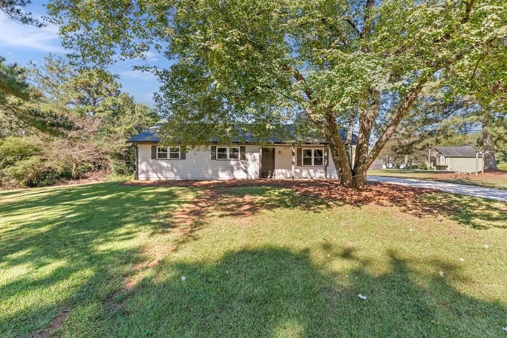 3 bedroom, 2 bathroom, 1,308 sq ft single family residence for sale at 1782 Harmony Road, Powder Springs, GA 30127 — photo 2