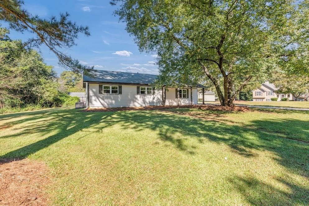 3 bedroom, 2 bathroom, 1,308 sq ft single family residence for sale at 1782 Harmony Road, Powder Springs, GA 30127 — photo 4