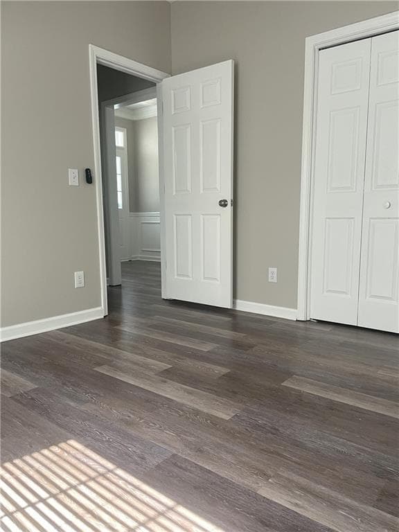 3 bedroom, 2 bathroom, 1,572 sq ft single family residence for sale at 140 Aven Court, Alpharetta, GA 30004 — photo 4