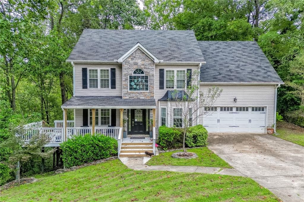 4 bedroom, 4 bathroom, 3,404 sq ft single family residence for rent at 4095 Riversong Drive, Suwanee, GA 30024 for $3,300 a month