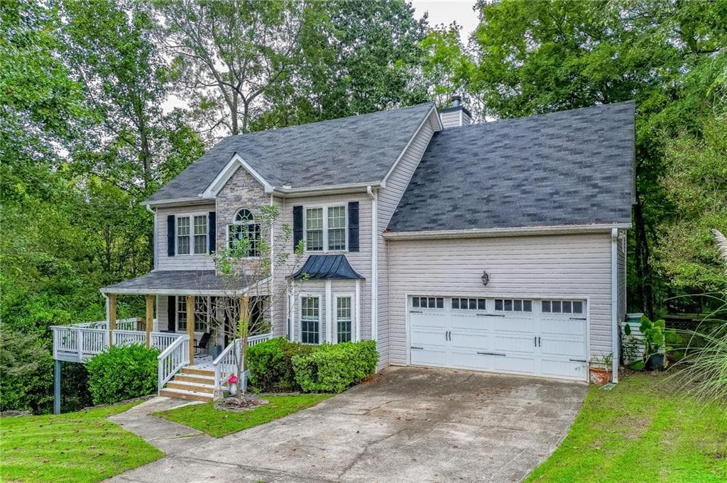 4 bedroom, 4 bathroom, 3,404 sq ft single family residence for rent at 4095 Riversong Drive, Suwanee, GA 30024 for $3,300 a month — photo 2