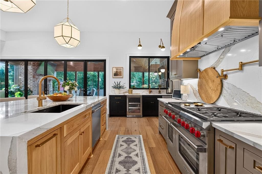 7 bedroom, 9 bathroom, 7,880 sq ft single family residence for sale at 244 Brooke Drive, Alpharetta, GA 30009 — photo 9
