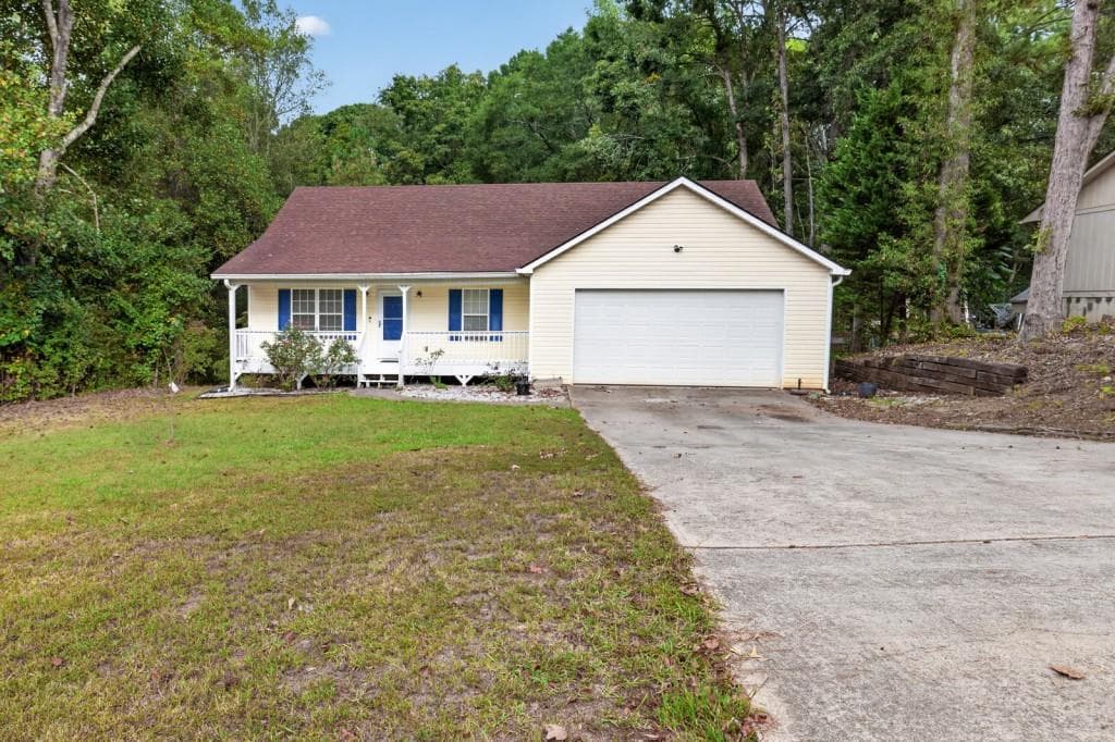 3 bedroom, 2 bathroom, 1,538 sq ft single family residence for sale at 930 Dogwood Trail, Winder, GA 30680