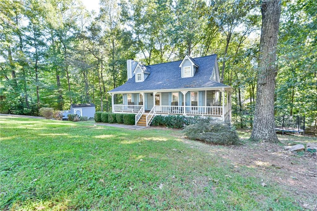 4 bedroom, 2 bathroom, 1,882 sq ft single family residence for sale at 203 Davis Mill Road, Dallas, GA 30157 — photo 3