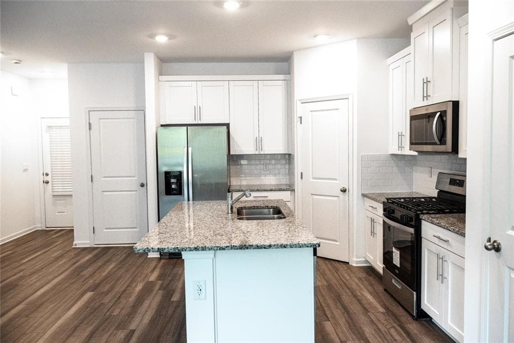 3 bedroom, 3 bathroom, 1,672 sq ft townhouse for sale at 229 Bald Avenue, Mcdonough, GA 30253 — photo 5