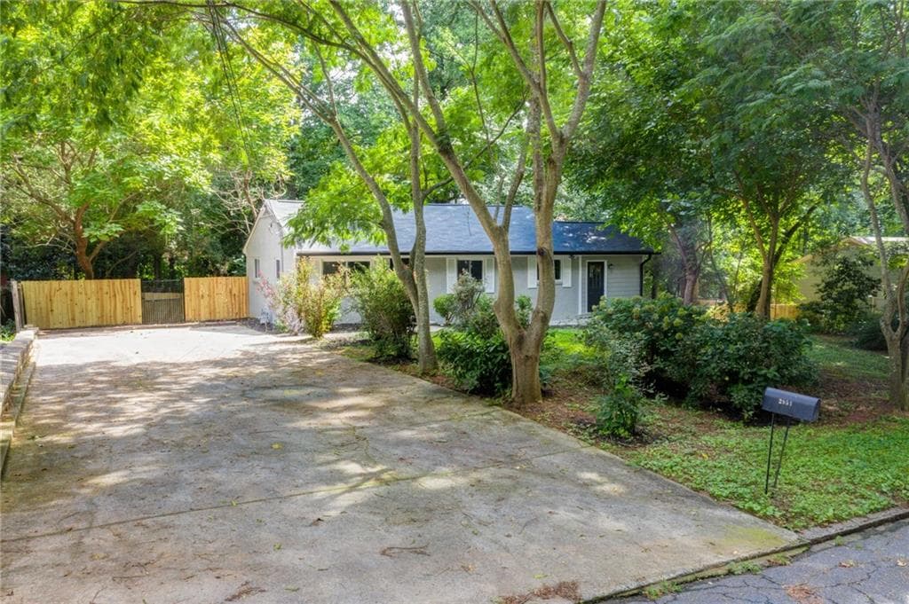 3 bedroom, 3 bathroom, 1,722 sq ft single family residence for rent at 2951 Haralson Road, Decatur, GA 30033 for $2,350 a month — photo 3