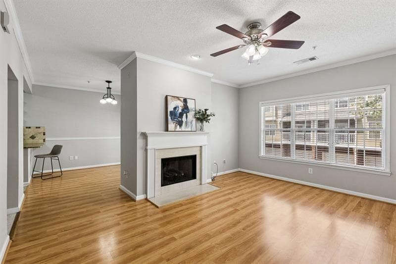 3 bedroom, 3 bathroom, 1,780 sq ft condominium for sale at 1112 Woodland Lane, Alpharetta, GA 30009 — photo 2