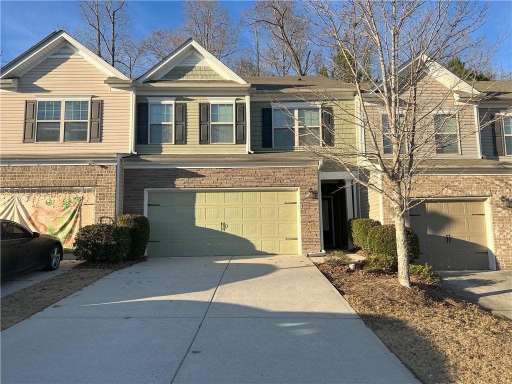 3 bedroom, 3 bathroom, 2,012 sq ft townhouse for rent at 1374 Brookmere Way, Cumming, GA 30040 for $2,200 a month — photo 1 of 32