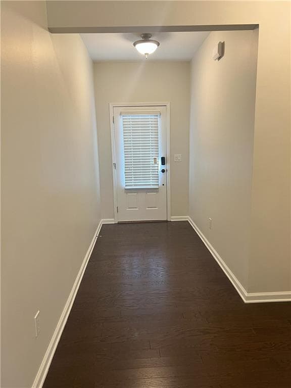3 bedroom, 3 bathroom, 2,012 sq ft townhouse for rent at 1374 Brookmere Way, Cumming, GA 30040 for $2,200 a month — photo 4