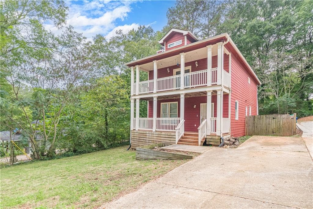3 bedroom, 3 bathroom, 2,016 sq ft single family residence for sale at 488 Third Avenue, Scottdale, GA 30079 — photo 2
