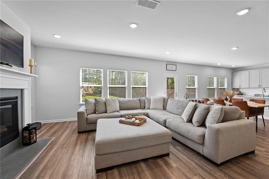 4 bedroom, 3 bathroom, 2,491 sq ft single family residence for sale at 33 Birch Boulevard, Dawsonville, GA 30534 — photo 9