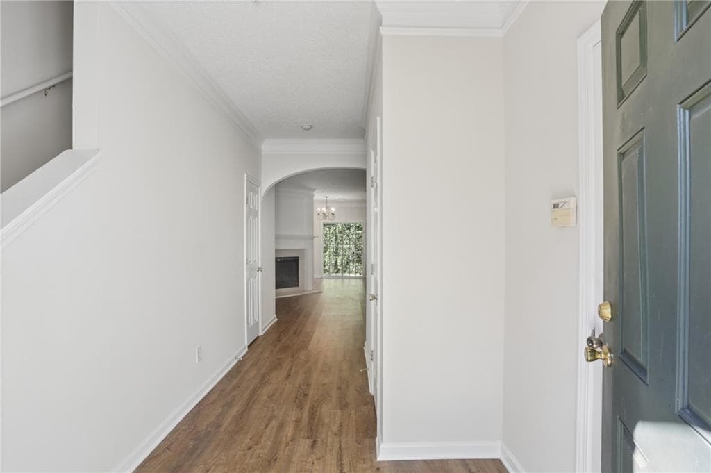 3 bedroom, 3 bathroom, 1,639 sq ft townhouse for sale at 298 Azalea Circle, Cumming, GA 30040 — photo 4