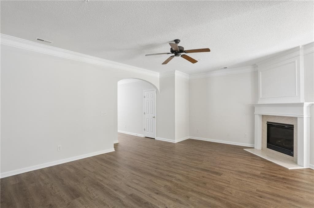 3 bedroom, 3 bathroom, 1,639 sq ft townhouse for sale at 298 Azalea Circle, Cumming, GA 30040 — photo 9