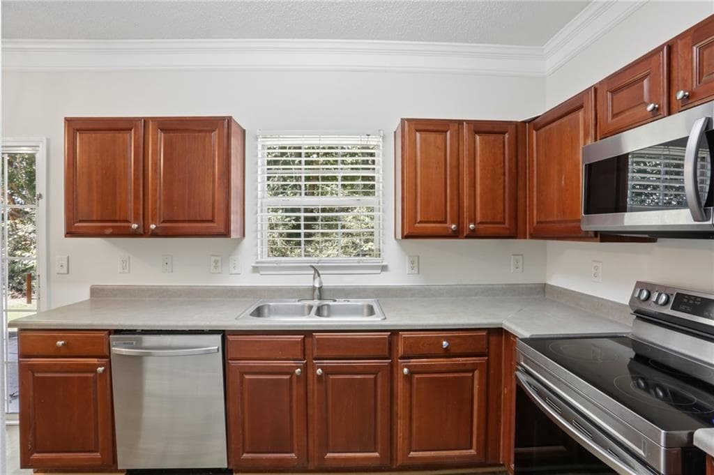 3 bedroom, 3 bathroom, 1,639 sq ft townhouse for sale at 298 Azalea Circle, Cumming, GA 30040 — photo 10