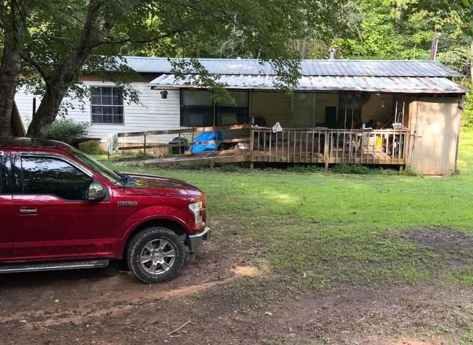 3 bedroom, 2 bathroom, 1,248 sq ft single family residence for sale at 2005 Seven Mile Hill Road, Dahlonega, GA 30533 — photo 2