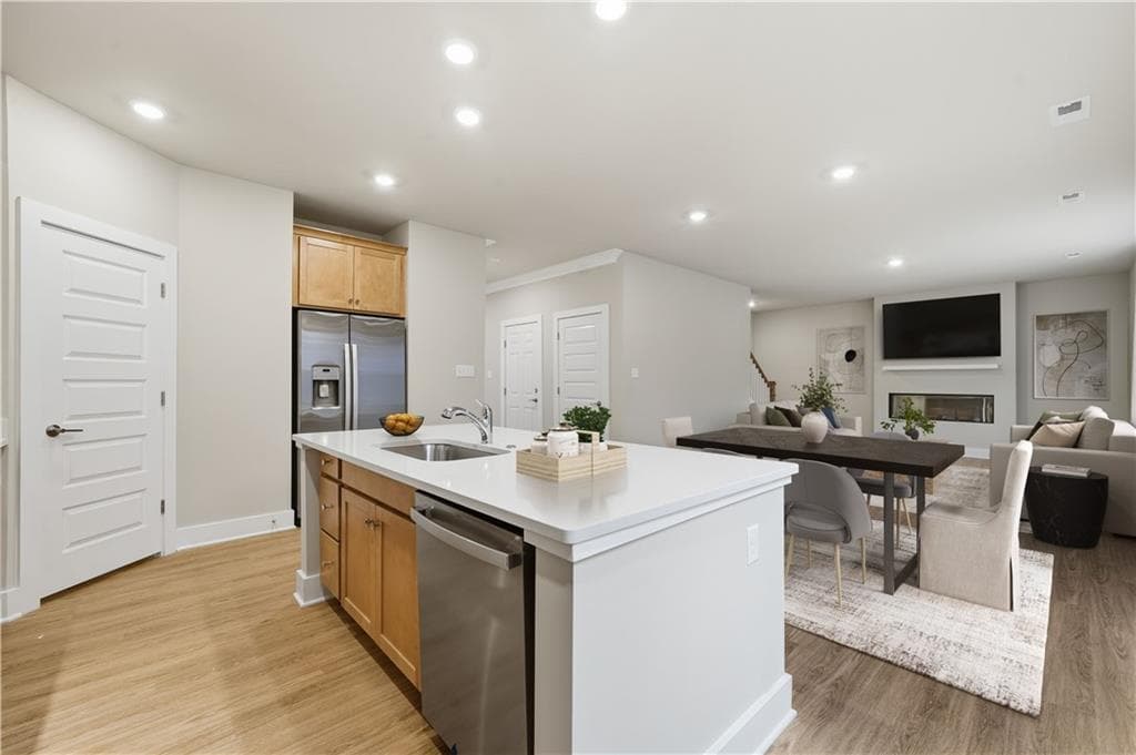 5 bedroom, 4 bathroom, 2,686 sq ft single family residence for sale at 501 Jasmine Woods Drive, Lawrenceville, GA 30046 — photo 7