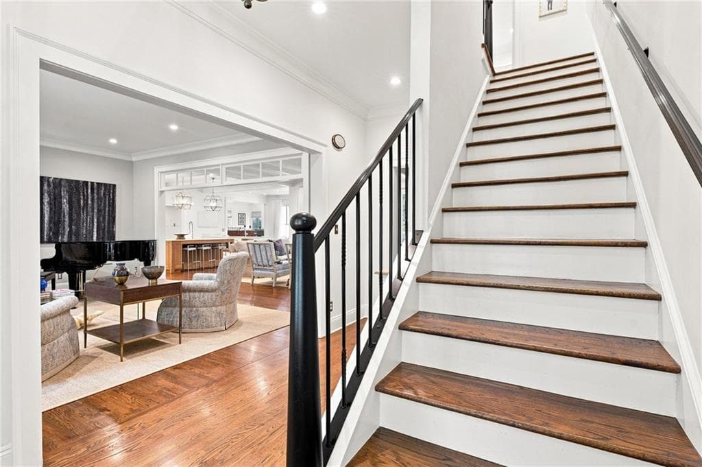 4 bedroom, 4 bathroom, 4,560 sq ft single family residence for sale at 5260 New London Trace, Sandy Springs, GA 30327 — photo 4