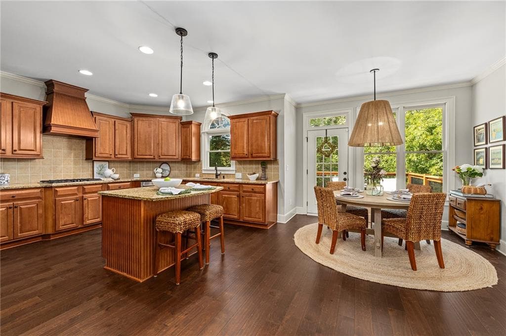 5 bedroom, 5 bathroom, 5,700 sq ft single family residence for sale at 402 Greyfield Drive, Canton, GA 30115 — photo 2