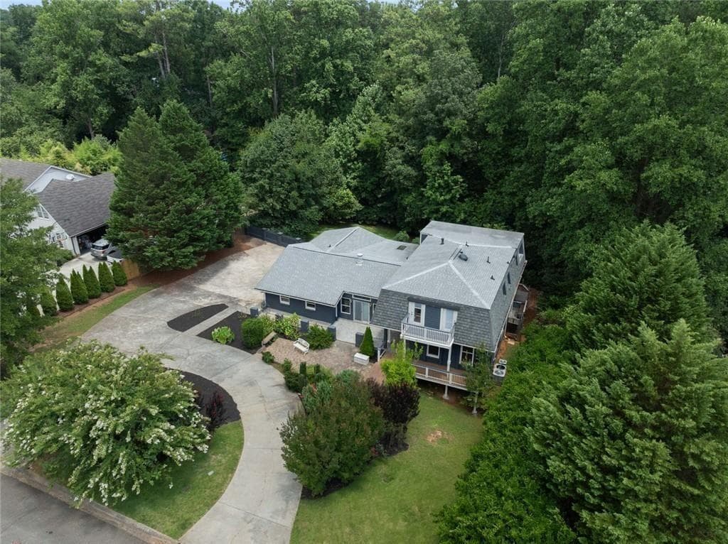 6 bedroom, 7 bathroom, 5,727 sq ft single family residence for rent at 212 Kings, Marietta, GA 30067 for $6,000 a month — photo 2