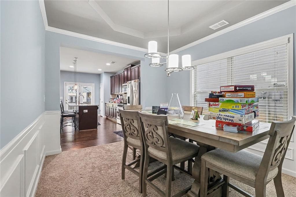 3 bedroom, 3 bathroom, 2,389 sq ft single family residence for sale at 4083 Lake Manor Way, Atlanta, GA 30349 — photo 10