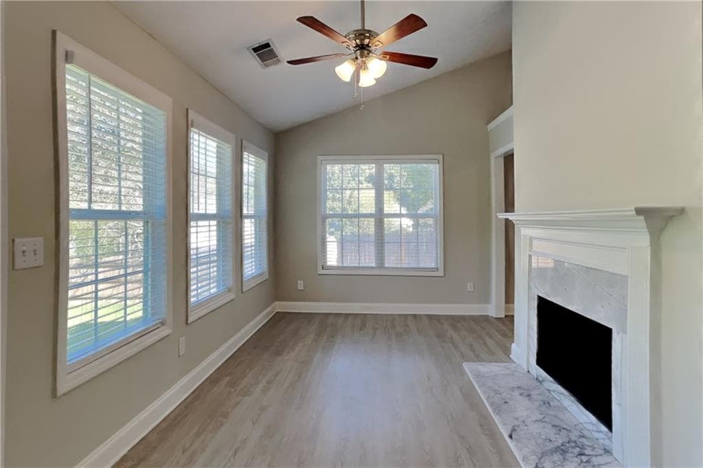 4 bedroom, 2 bathroom, 2,337 sq ft single family residence for rent at 3998 Duncan Ives Drive, Buford, GA 30519 for $2,400 a month — photo 4