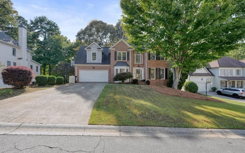 4 bedroom, 3 bathroom, 2,325 sq ft single family residence for sale at 3009 Fieldstream Way, Woodstock, GA 30189 — photo 3