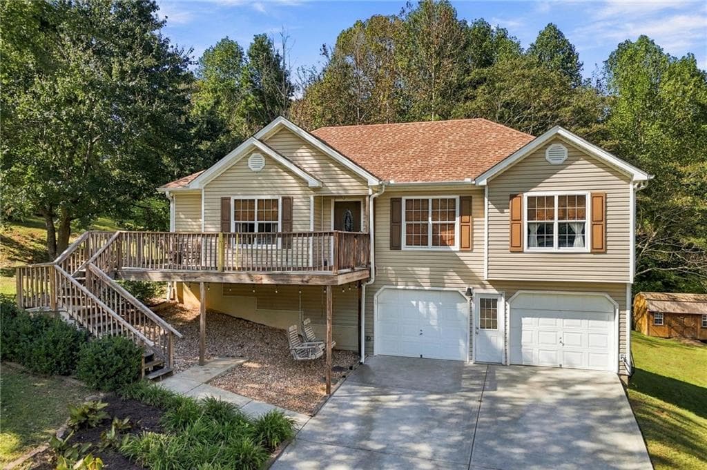 4 bedroom, 2 bathroom, 2,196 sq ft single family residence for sale at 120 Hobson Drive, Jasper, GA 30143 — photo 2