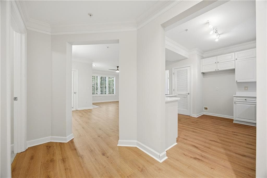 3 bedroom, 2 bathroom, 1,428 sq ft condominium for sale at 336 Ashford Circle, Dunwoody, GA 30338 — photo 10