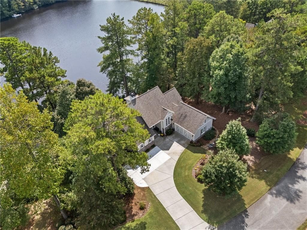 4 bedroom, 5 bathroom, 3,414 sq ft single family residence for sale at 35 Paddleboat Lane, Newnan, GA 30263 — photo 5