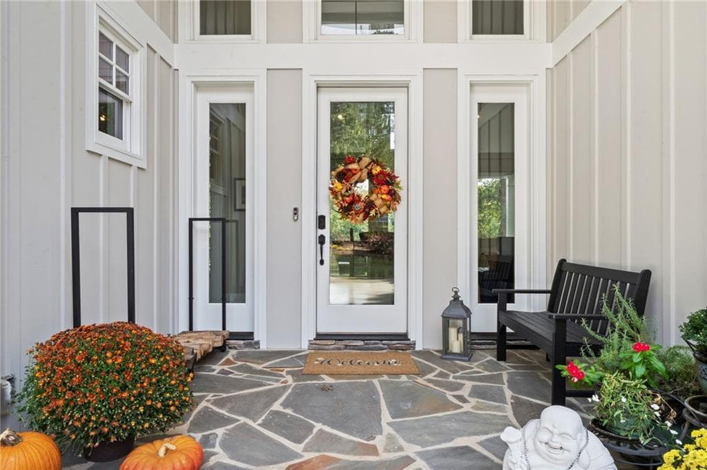 4 bedroom, 5 bathroom, 3,414 sq ft single family residence for sale at 35 Paddleboat Lane, Newnan, GA 30263 — photo 7