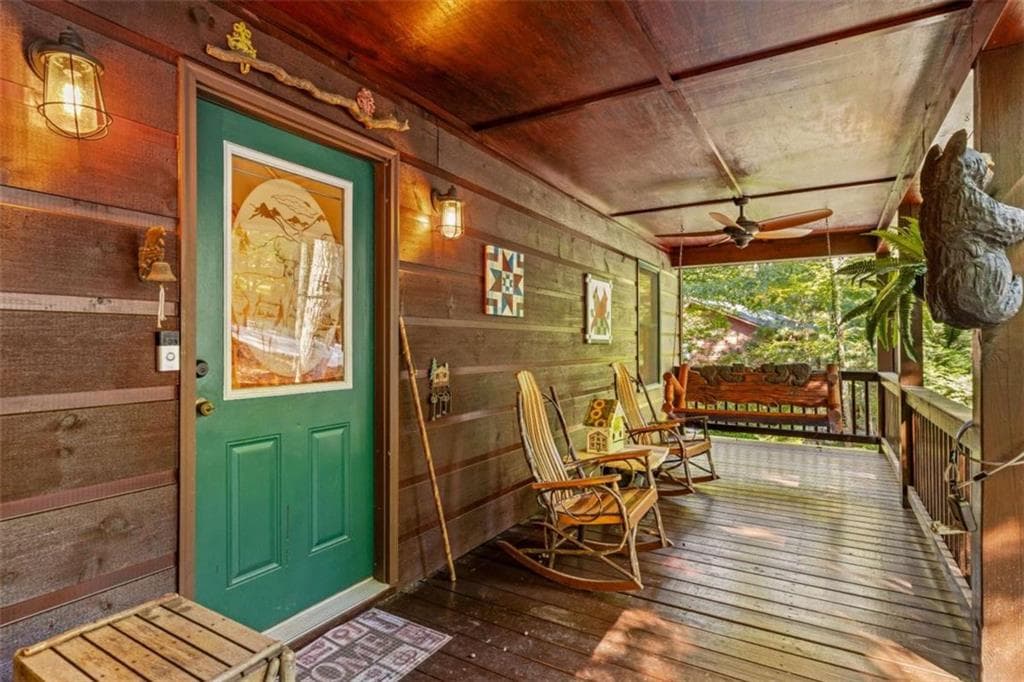 3 bedroom, 4 bathroom, 2,377 sq ft single family residence for sale at 169 Elba Court, Ellijay, GA 30540 — photo 8