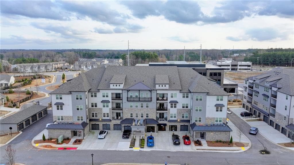 2 bedroom, 2 bathroom, 1,529 sq ft condominium for sale at 3211 Orwell Way 4204, Cumming, GA 30041 — photo 2