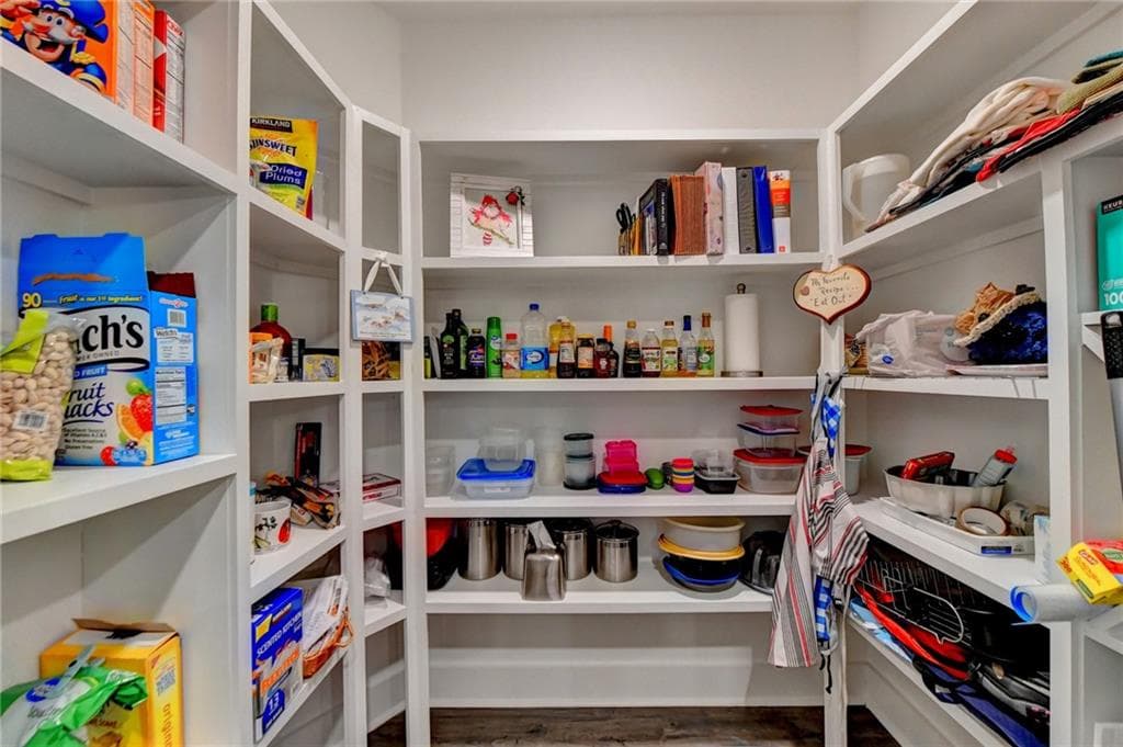 2 bedroom, 2 bathroom, 1,529 sq ft condominium for sale at 3211 Orwell Way 4204, Cumming, GA 30041 — photo 6