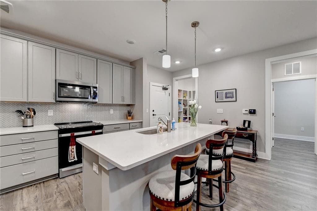 2 bedroom, 2 bathroom, 1,529 sq ft condominium for sale at 3211 Orwell Way 4204, Cumming, GA 30041 — photo 7