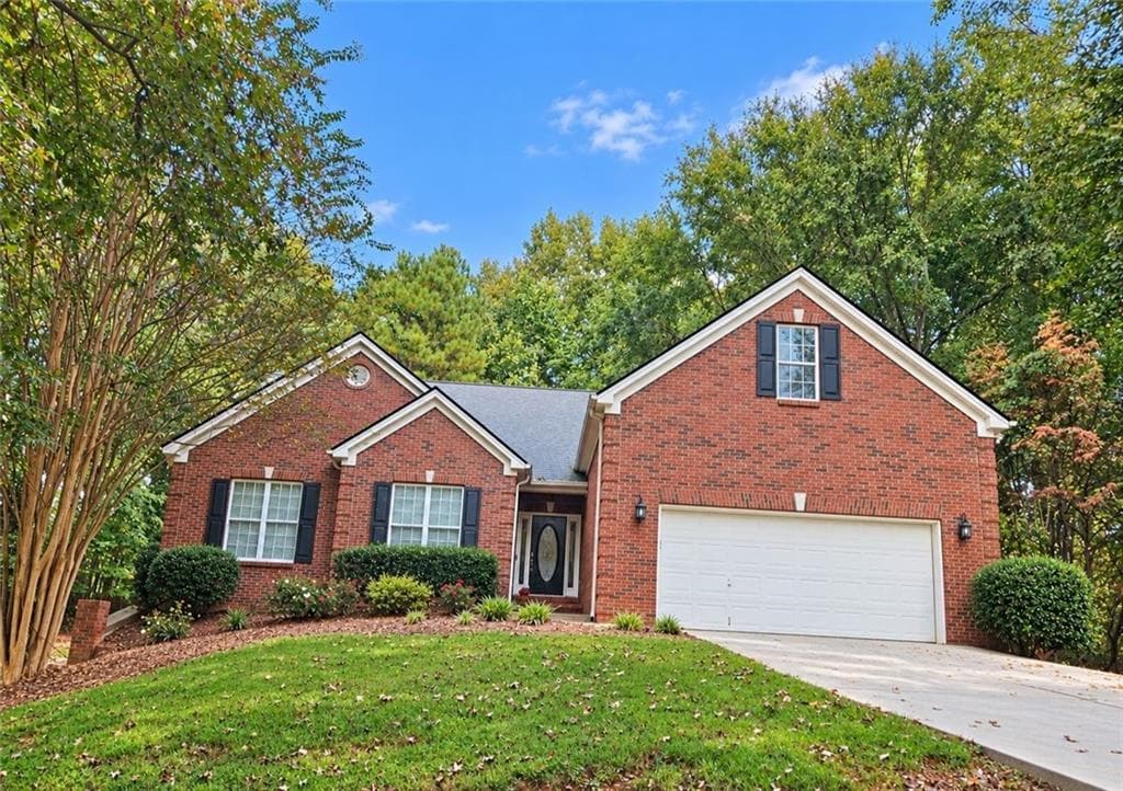 4 bedroom, 2 bathroom, 2,096 sq ft single family residence for sale at 1271 Harvest Lane, Hoschton, GA 30548 — photo 2