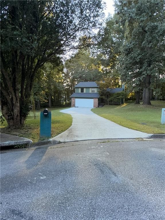 3 bedroom, 3 bathroom, 1,335 sq ft single family residence for sale at 3301 Gate Court, Rex, GA 30273 — photo 2