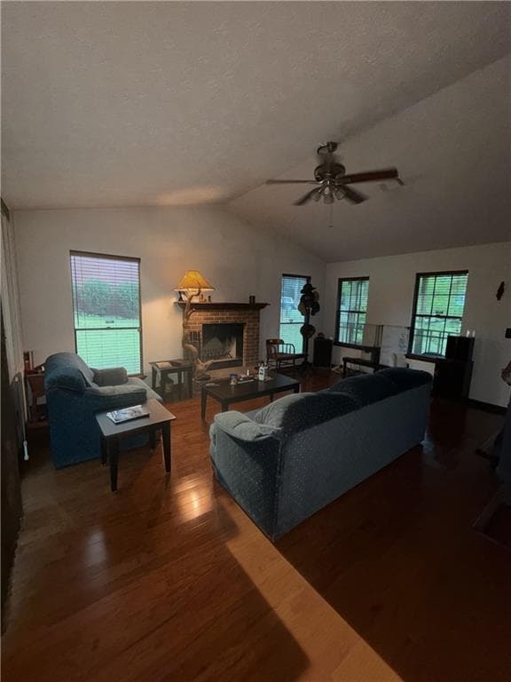 3 bedroom, 3 bathroom, 1,335 sq ft single family residence for sale at 3301 Gate Court, Rex, GA 30273 — photo 4