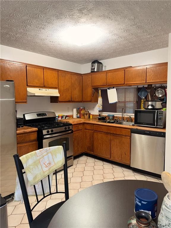 3 bedroom, 3 bathroom, 1,335 sq ft single family residence for sale at 3301 Gate Court, Rex, GA 30273 — photo 8