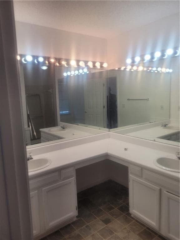 3 bedroom, 3 bathroom, 2,232 sq ft single family residence for sale at 3050 Binghampton Lane, Lawrenceville, GA 30044 — photo 3