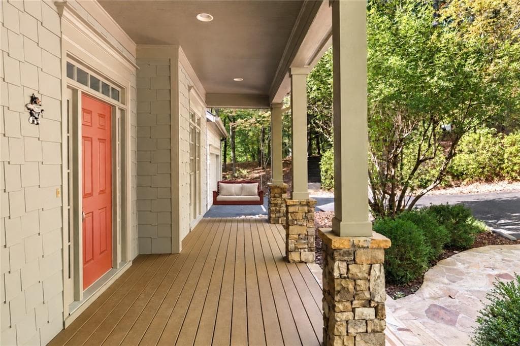 4 bedroom, 4 bathroom, 3,447 sq ft single family residence for sale at 33 Kingfisher Point, Big Canoe, GA 30143 — photo 4