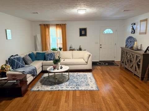 2 bedroom, 3 bathroom, 1,323 sq ft townhouse for sale at 1452 NE BIG BEAR CV, Conyers, GA 30012 — photo 2