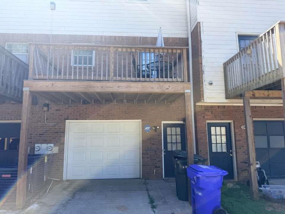 2 bedroom, 3 bathroom, 1,323 sq ft townhouse for sale at 1452 NE BIG BEAR CV, Conyers, GA 30012 — photo 10