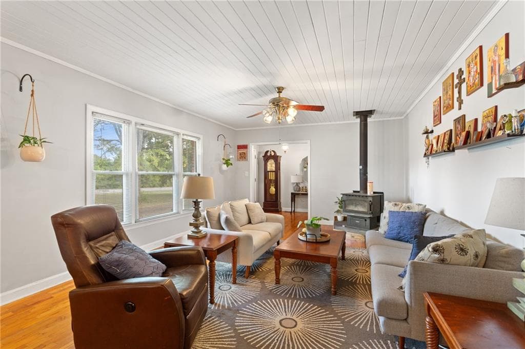 3 bedroom, 2 bathroom, 1,998 sq ft single family residence for sale at 5320 Ga Highway 42, Forsyth, GA 31029 — photo 2