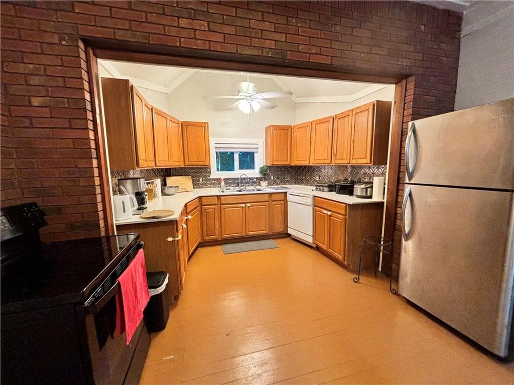 2 bedroom, 2 bathroom, 1,639 sq ft single family residence for rent at 404 OLD PEACHTREE Road, Lawrenceville, GA 30043 for $2,300 a month — photo 1 of 4