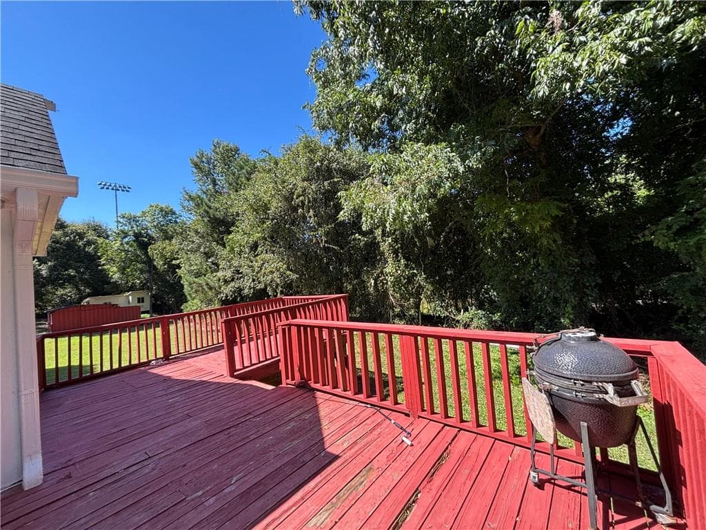 2 bedroom, 2 bathroom, 1,639 sq ft single family residence for rent at 404 OLD PEACHTREE Road, Lawrenceville, GA 30043 for $2,300 a month — photo 2