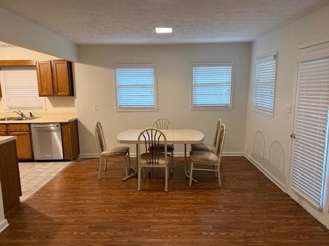 3 bedroom, 2 bathroom, 1,290 sq ft single family residence for rent at 920 S Stone Mountain Lithonia Road, Lithonia, GA 30058 for $1,575 a month — photo 4