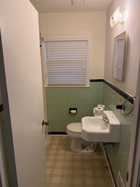 3 bedroom, 2 bathroom, 1,290 sq ft single family residence for rent at 920 S Stone Mountain Lithonia Road, Lithonia, GA 30058 for $1,575 a month — photo 9