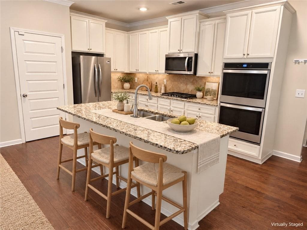 5 bedroom, 5 bathroom, 3,752 sq ft single family residence for sale at 2635 Ridge Manor Drive, Dacula, GA 30019 — photo 3