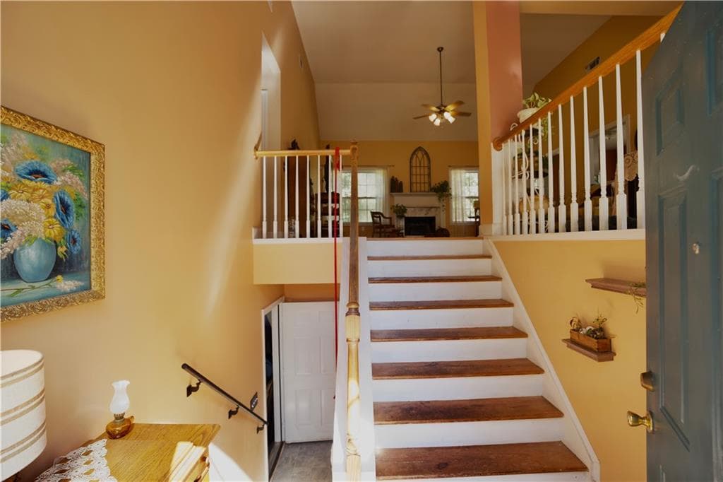 6 bedroom, 3 bathroom, 2,874 sq ft single family residence for sale at 8710 Wolf Creek Drive, Winston, GA 30187 — photo 2