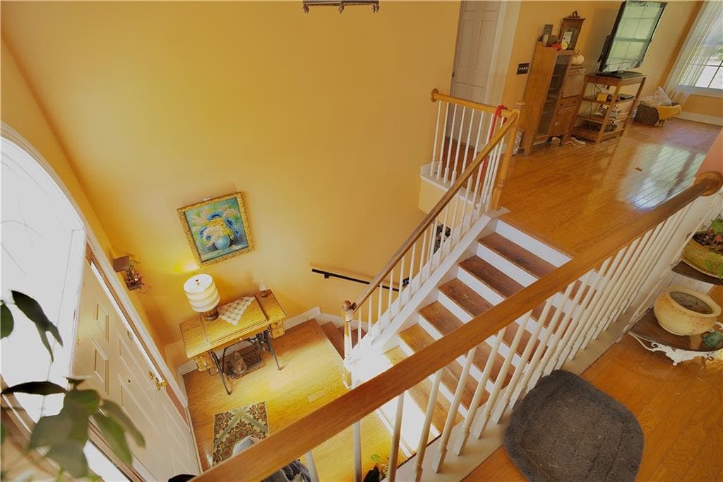 6 bedroom, 3 bathroom, 2,874 sq ft single family residence for sale at 8710 Wolf Creek Drive, Winston, GA 30187 — photo 3